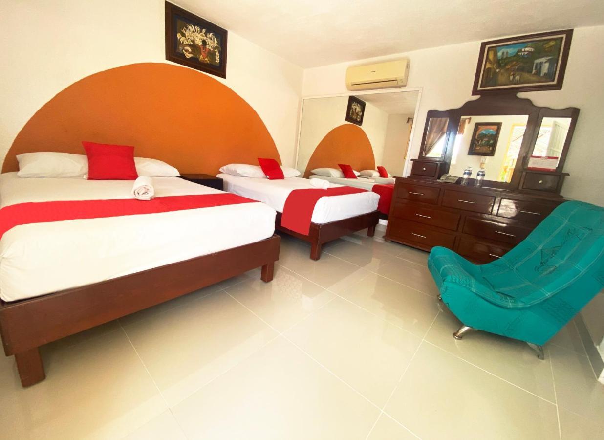Hotel Hacienda Ixtlan 코수멜 외부 사진